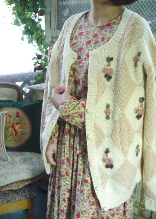 vintage gorgeous  overfit wool  knit cadigan