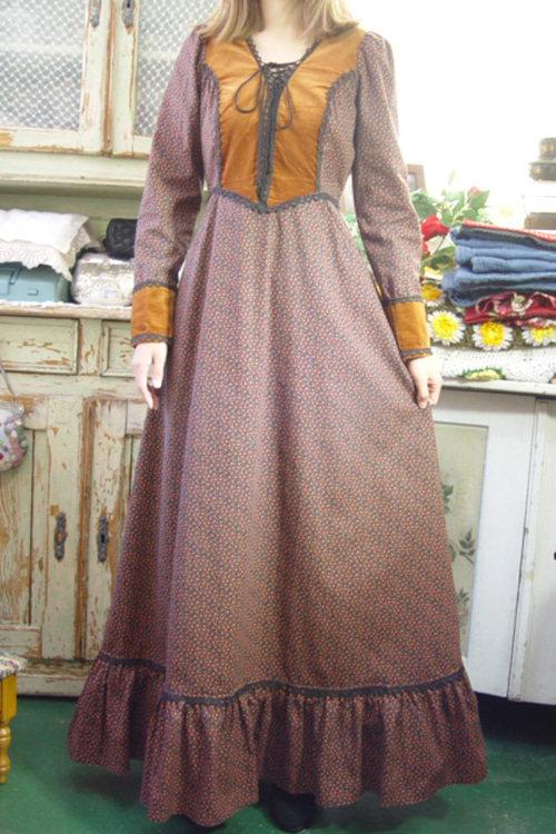 romantic velvet classic GUNNE SAX  vintage dress (USA)