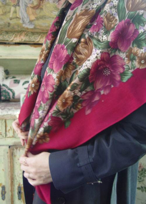 antique  floral  wool vintage shawl