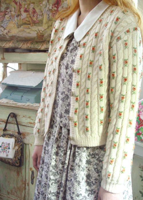 Handmade embroidery vintage cadigan