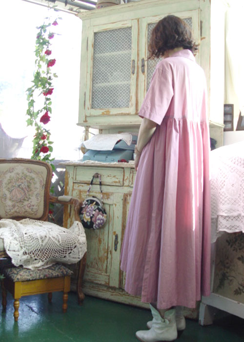 핑크 보라의  무심한듯한   엔밸러스 코튼  드레스