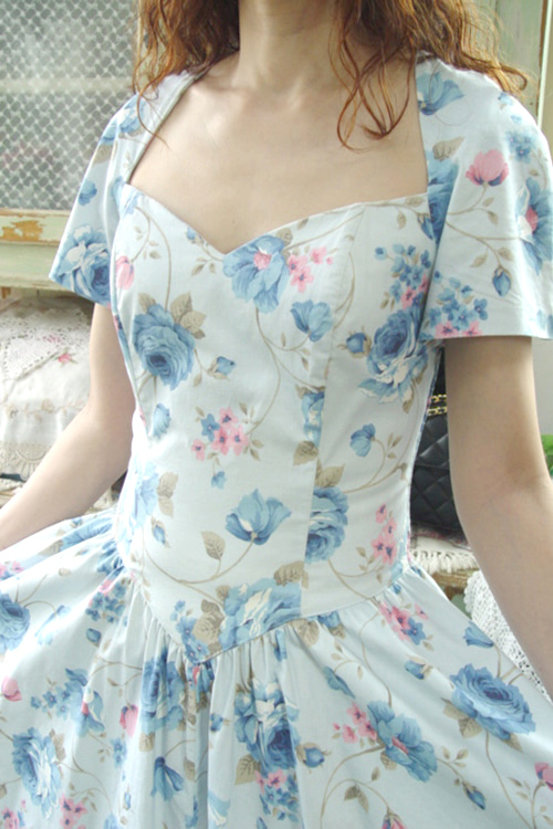 쏘우 뷰리플 푸른 꽃 빈티지 드레스(USA)