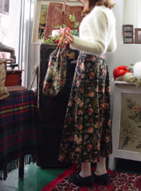 Floral corduroy long skirt