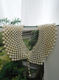 pearl collar necklace