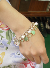 goldtone green bracelet      