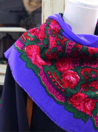 Violet wool scarf 