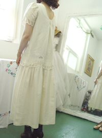  linen  Antique dress (usa)