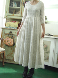 Oatmeal   Lace vintage dress