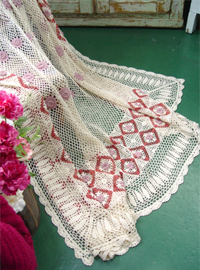 antique  beige  flower crocher  Hand blanket (England)