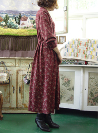 antique   floral  wool   Burgundy Dress