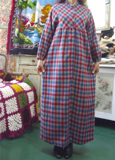 romantic day... special wool check dress