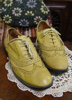 mustard  classic  oxford loafer  strap flat shoes