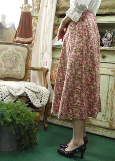 ROMANTIC  vintage  cacharel  skirt
