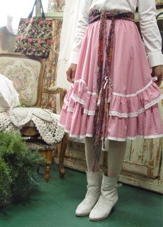 In May ... romantic vintage PINK  full skirt