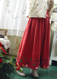 Romantic story in may .. gorgeous skirt (Pink House)