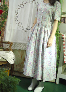 summer day vioet vintage dress