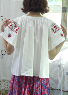 embroidery romantic cotton  top