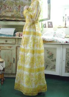 organza  beautiful day vintage dress (USA)