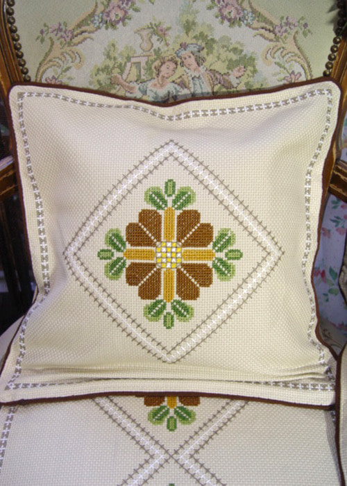 vintage  needlepoint  flower  cushion covers (2EA)