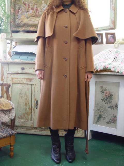 Classic vintage  BURBERRY  cashmere cape coat