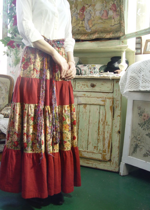 antique floral  romantic provence  skirt