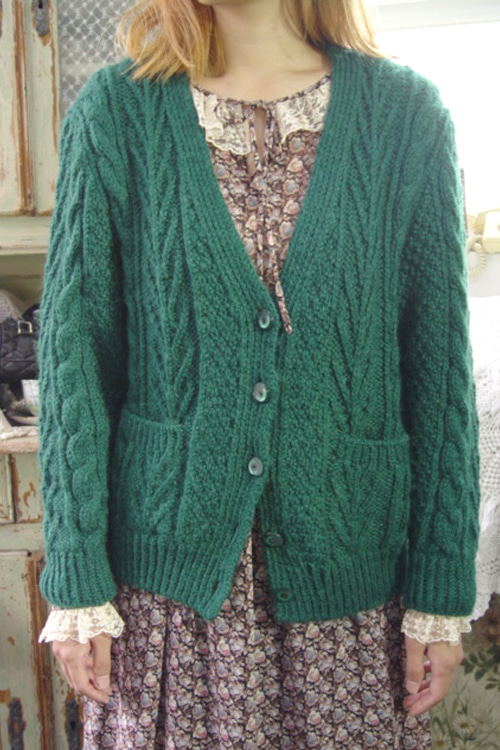 vintagegreen gorgeous knit cadigan