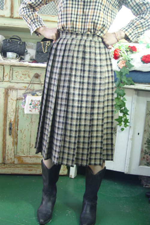 BURBERRYS  classic silk &amp; wool  skirt