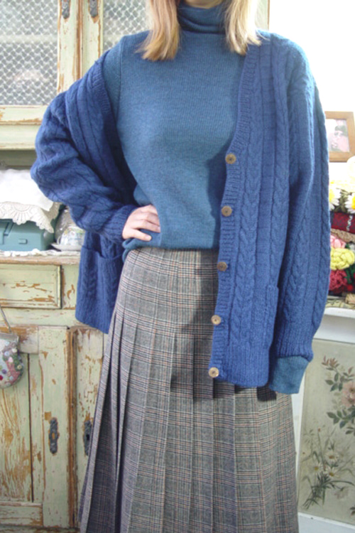bluegreen  wool knit cadigan