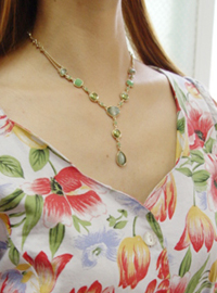 goldtone pendant  Ydrop necklace