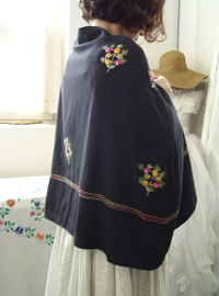 vintage  embroidery  cape