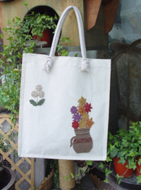 Provence in ...beige crocher  fabric tote