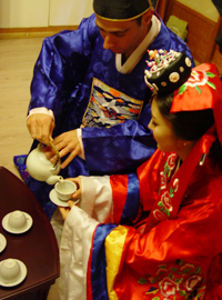 Korean traditional Wedding (pyebaek)